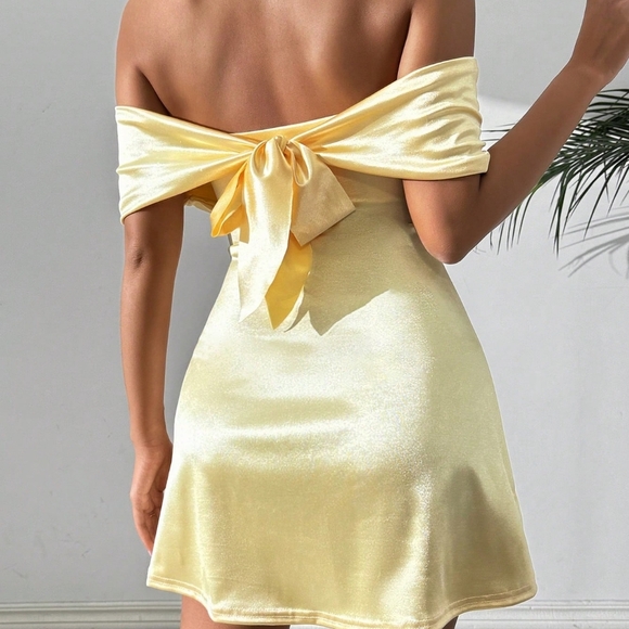 Off-Shoulder Strapless Sexy Party Dress - Picture 1 of 4